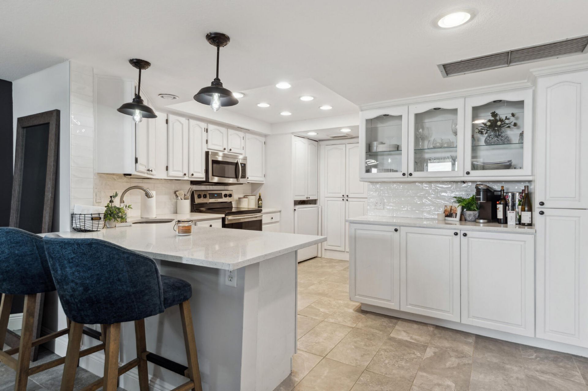 2400 Presidential Way, Unit 1006, West Palm Beach, FL 33401 Photo