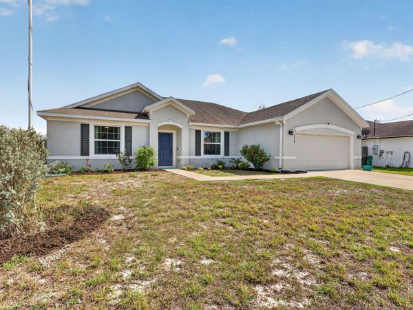 770 SW Saragossa Avenue, Port St. Lucie, FL 34953