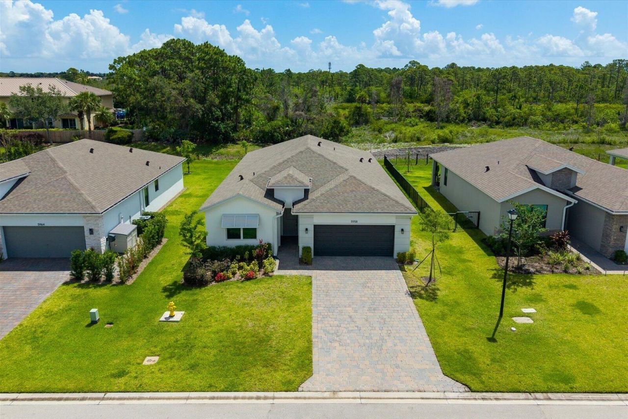 5958 SE Sky Blue Circle, Stuart, FL 34997 Photo