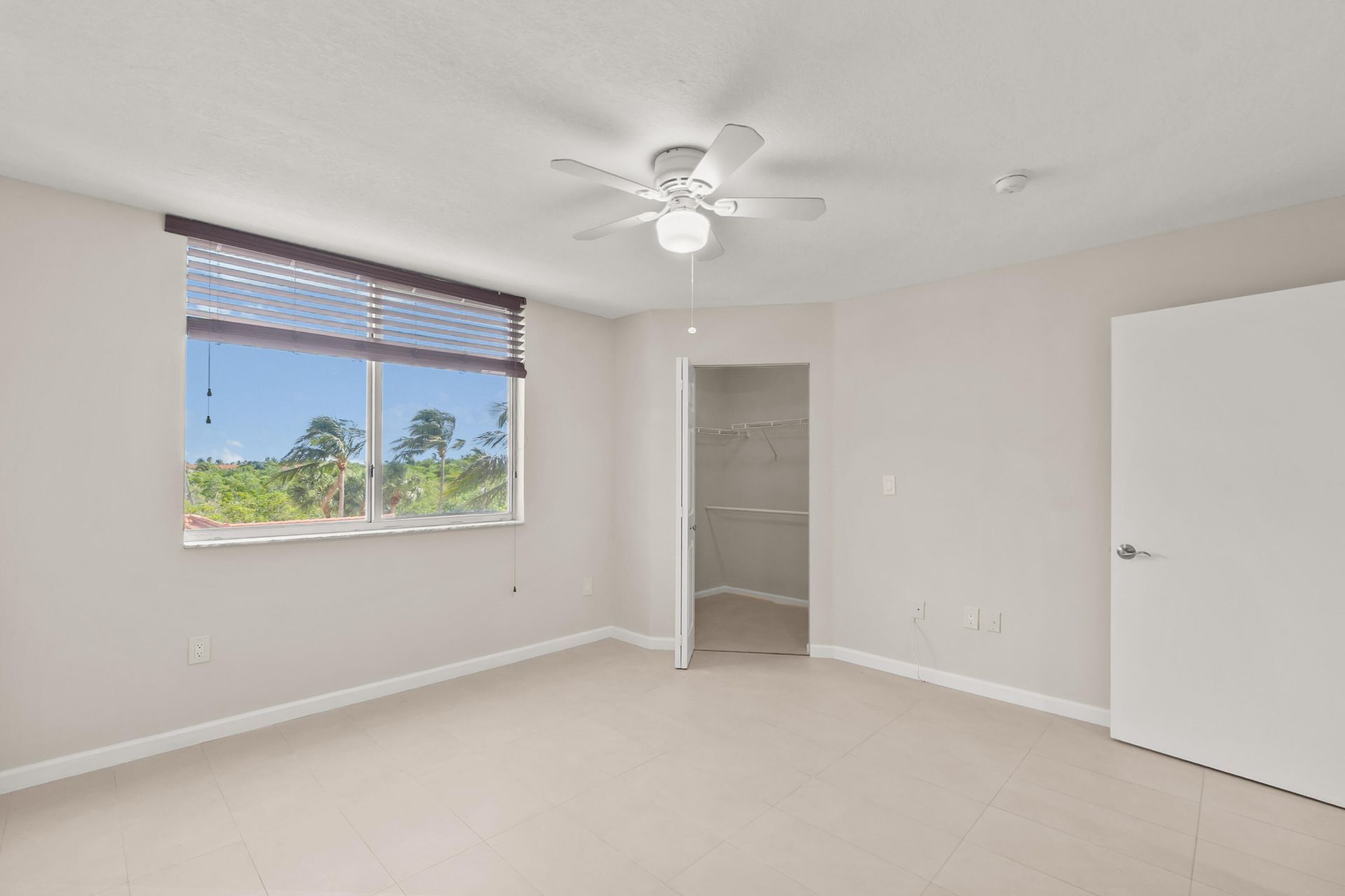 1200 Scotia Drive, Unit 403, Hypoluxo, FL 33462 Photo