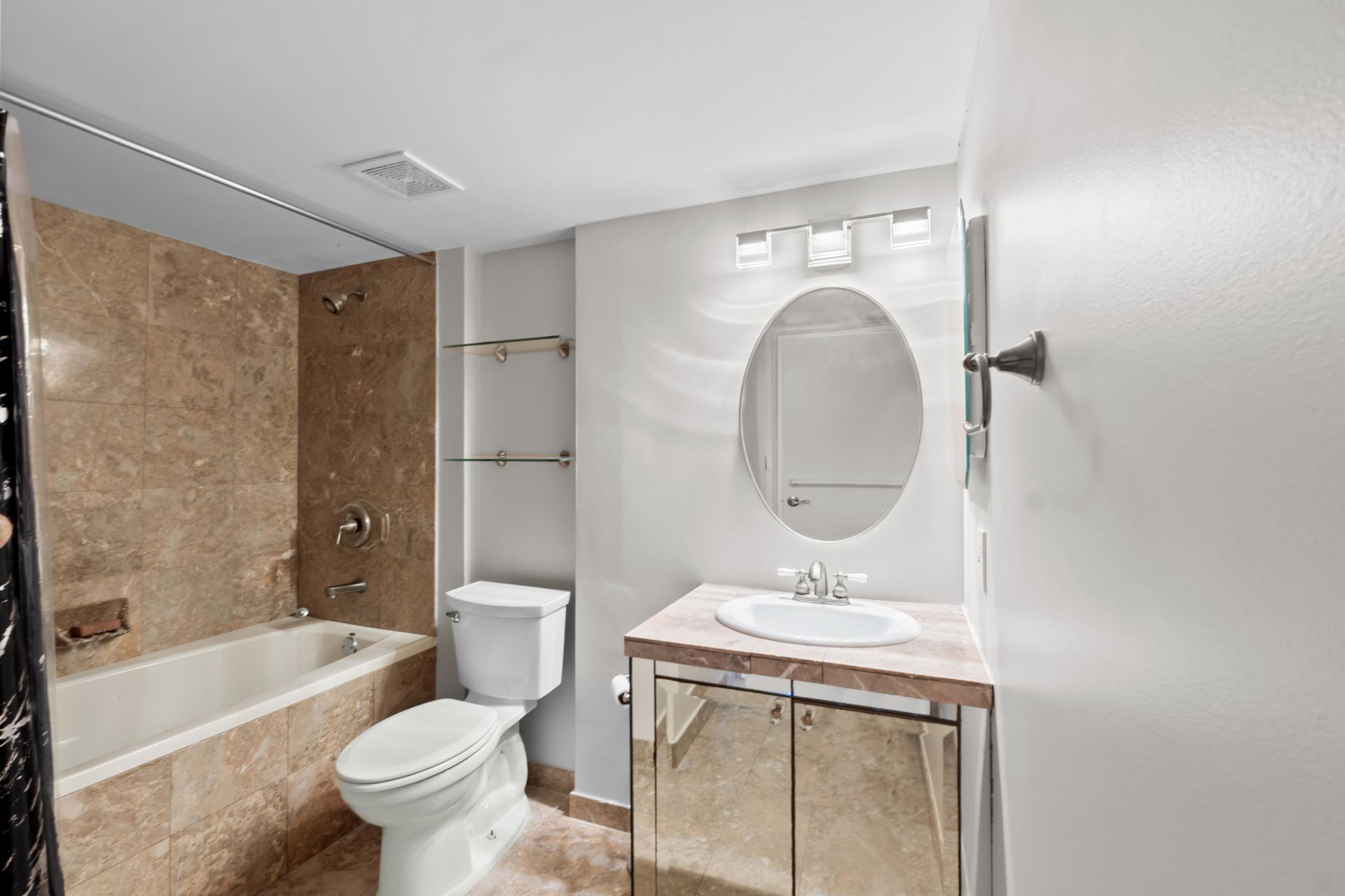1200 Scotia Drive, Unit 403, Hypoluxo, FL 33462 Photo