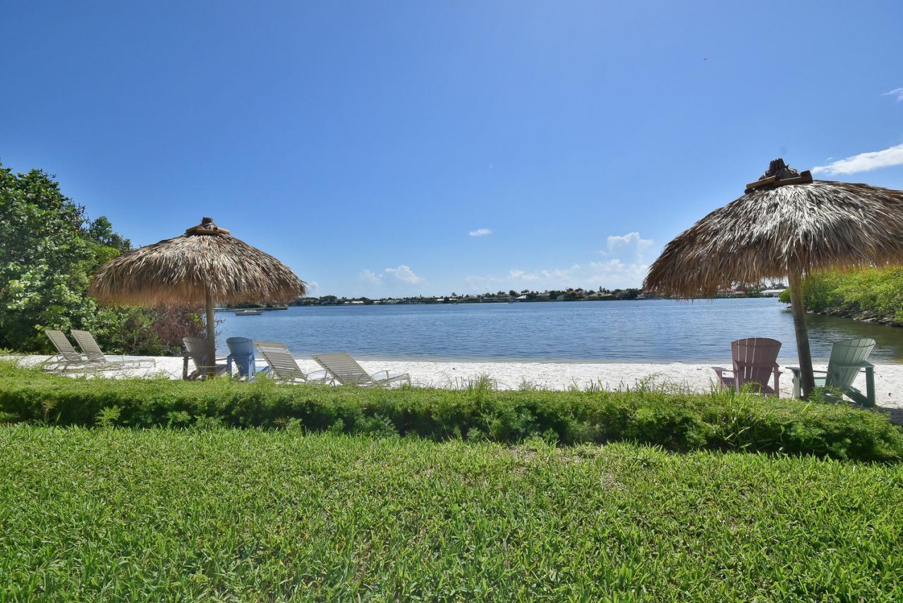 1200 Scotia Drive, Unit 403, Hypoluxo, FL 33462 Photo