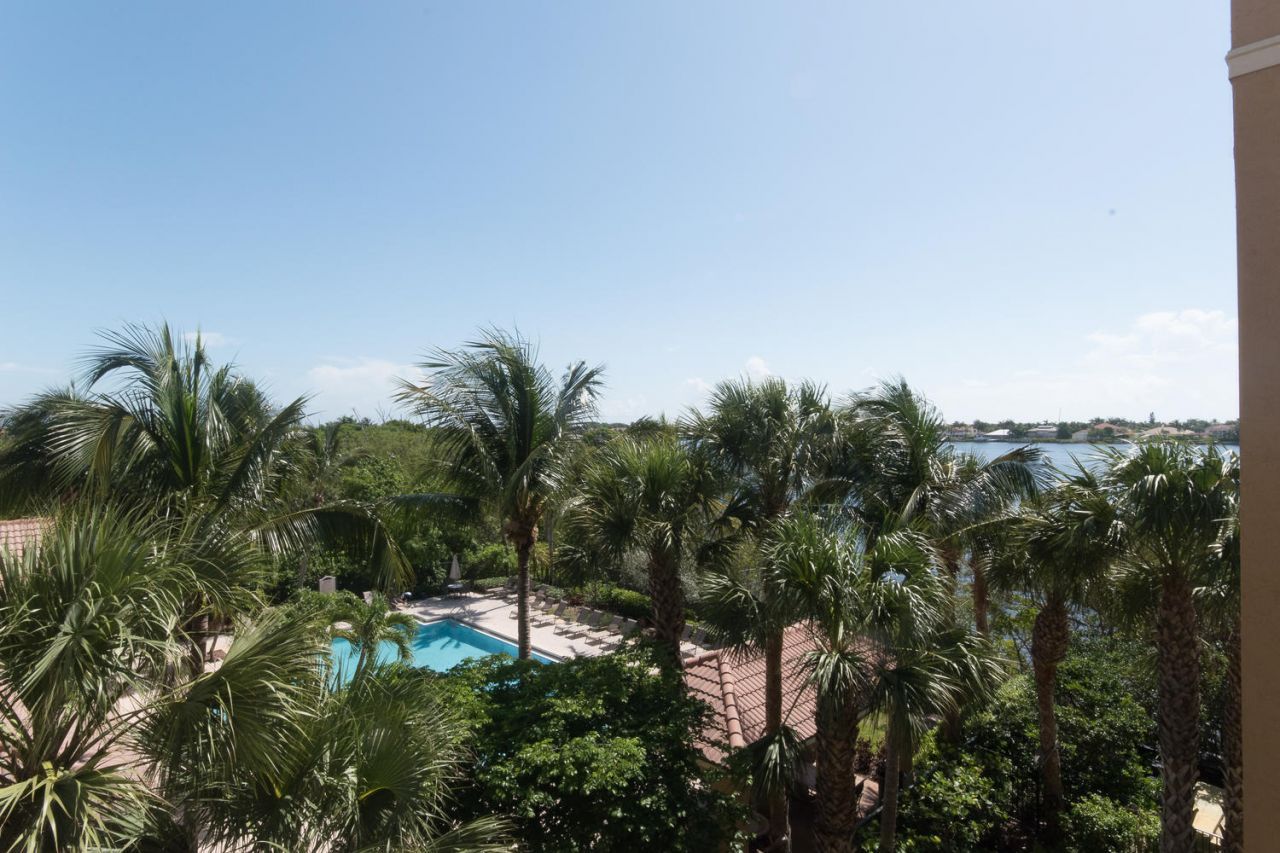 1200 Scotia Drive, Unit 403, Hypoluxo, FL 33462 Photo
