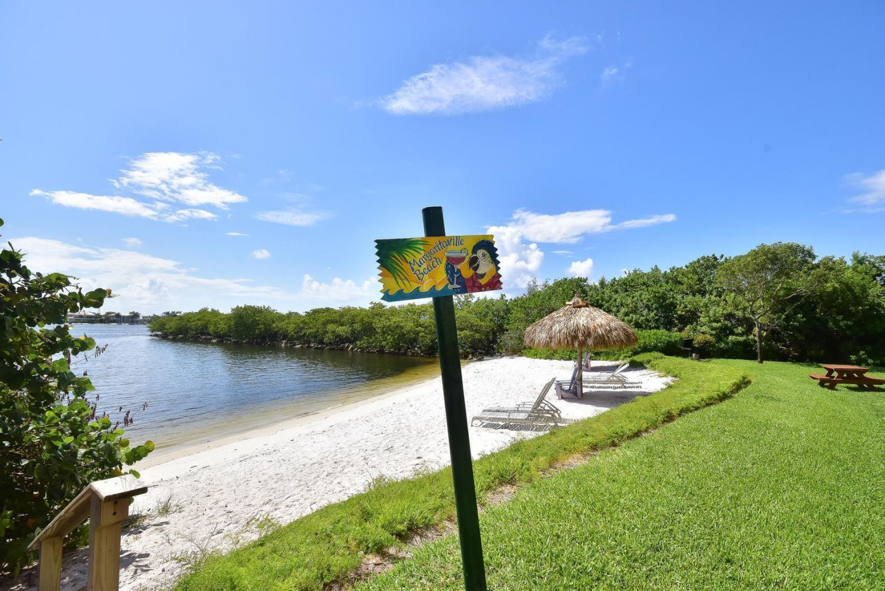1200 Scotia Drive, Unit 403, Hypoluxo, FL 33462 Photo