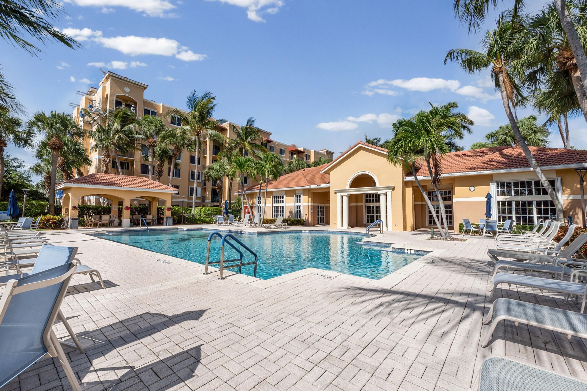 1200 Scotia Drive, Unit 403, Hypoluxo, FL 33462 Photo