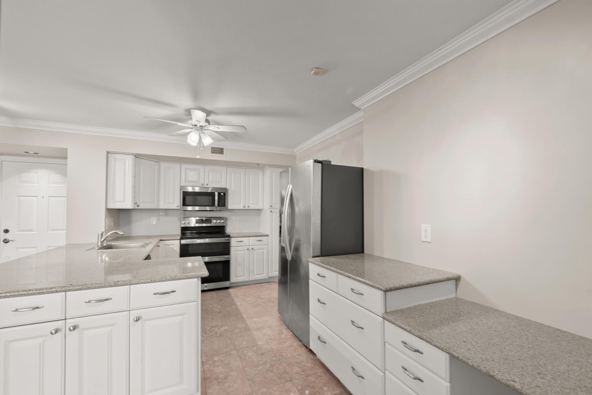 1200 Scotia Drive, Unit 403, Hypoluxo, FL 33462 Photo