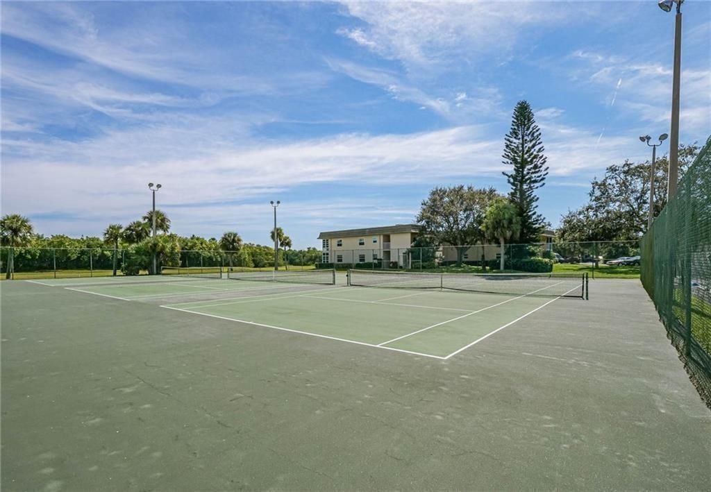 76 Royal Oak Drive, Unit 104, Vero Beach, FL 32962 Photo