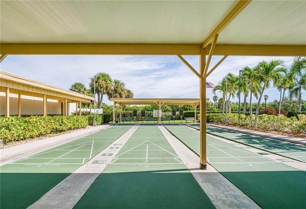 76 Royal Oak Drive, Unit 104, Vero Beach, FL 32962 Photo