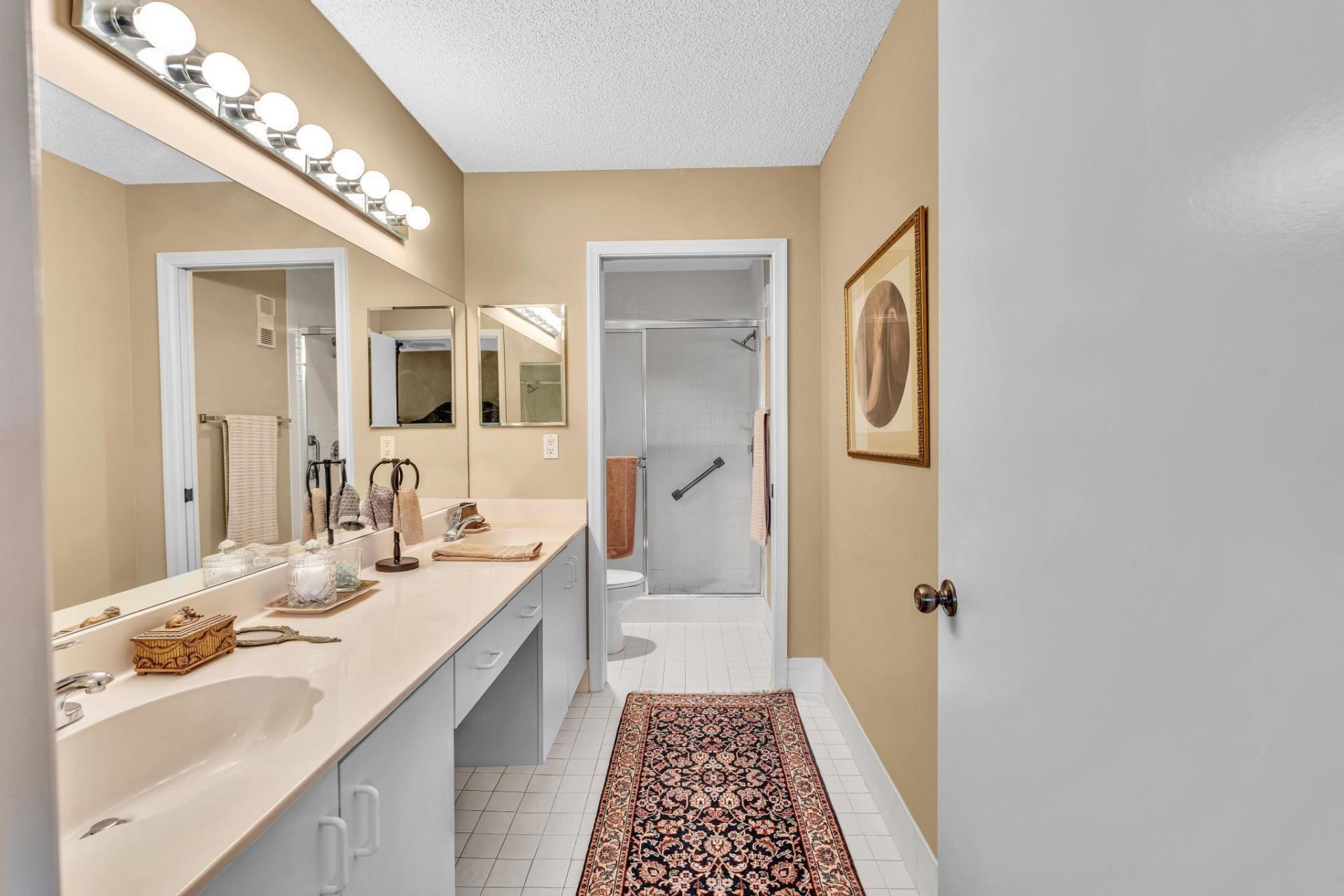 9589 Shadybrook Drive, Unit 201, Boynton Beach, FL 33437 Photo