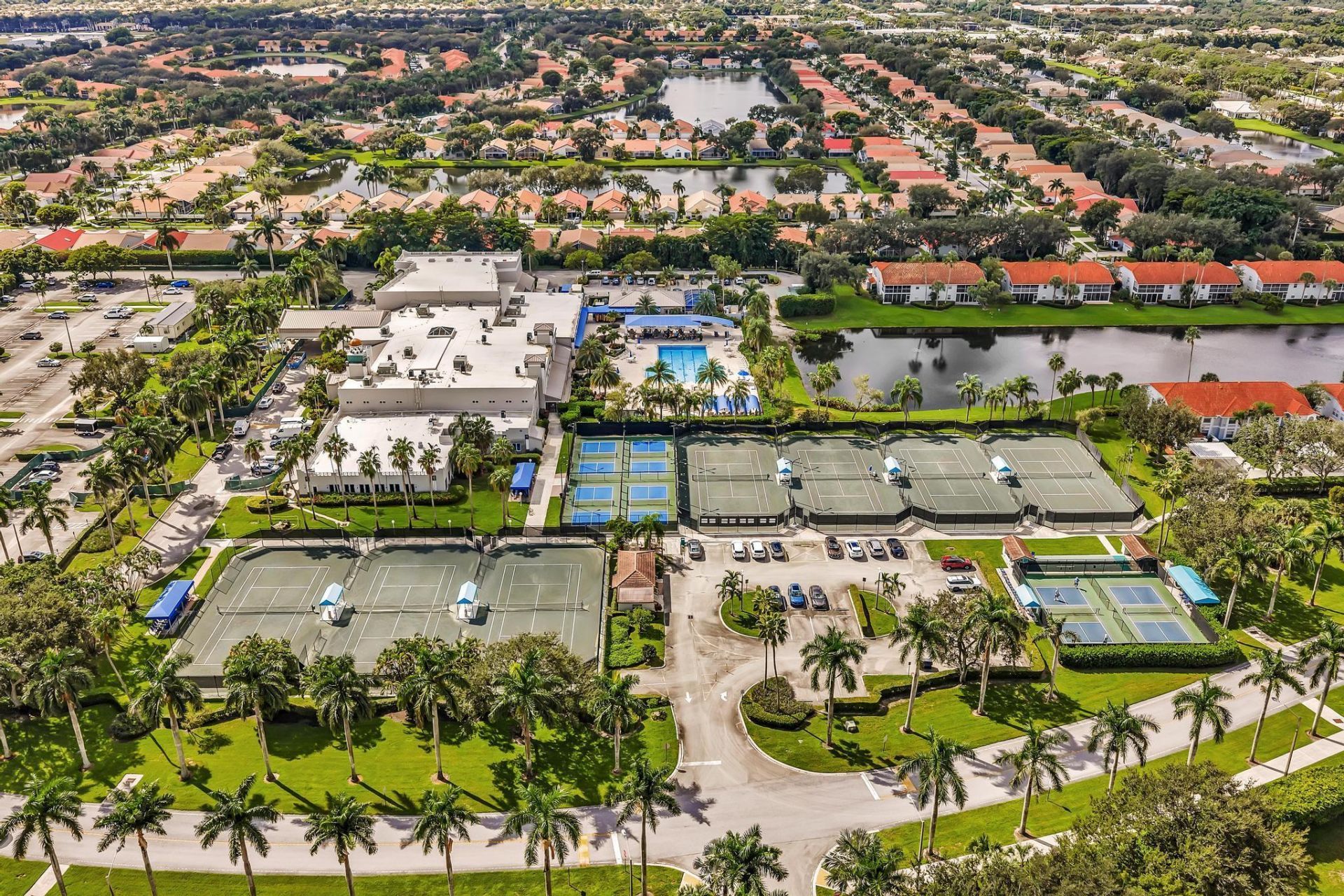 9589 Shadybrook Drive, Unit 201, Boynton Beach, FL 33437 Photo