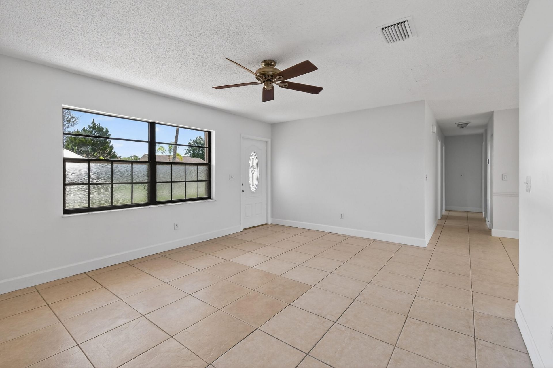 1502 SE Belcrest Street, Port Saint Lucie, FL 34952 Photo