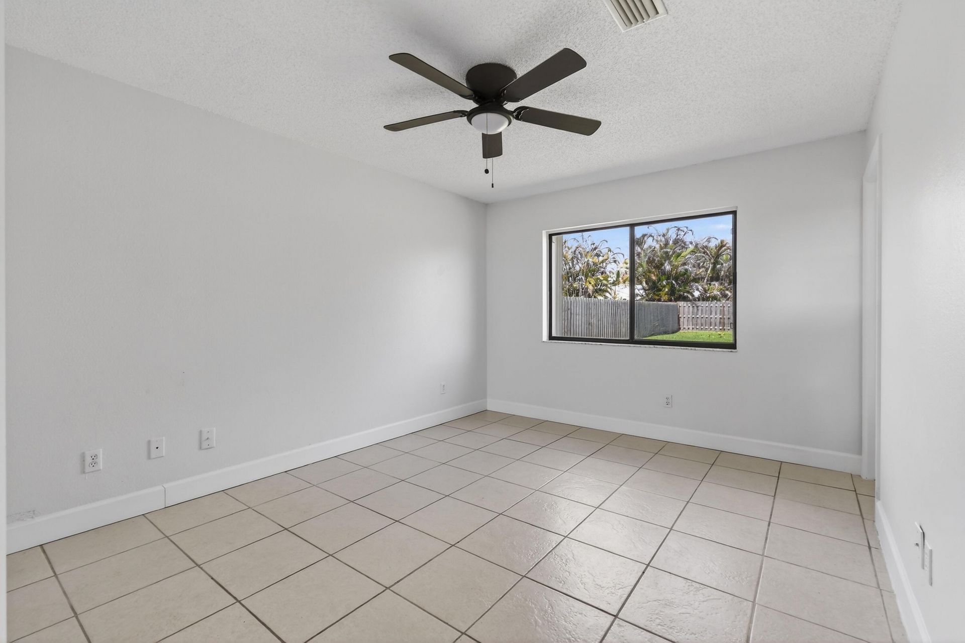 1502 SE Belcrest Street, Port Saint Lucie, FL 34952 Photo