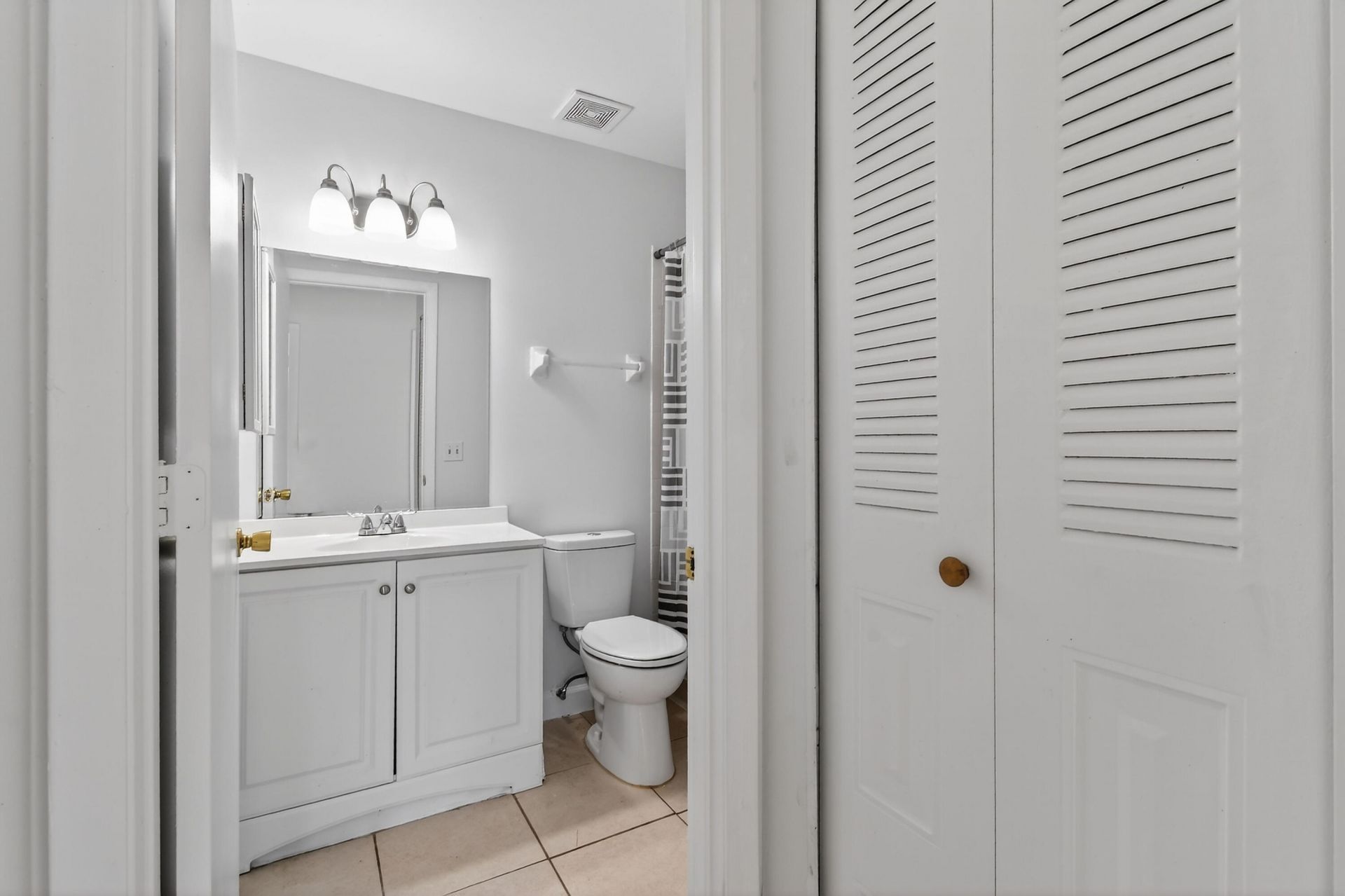 1502 SE Belcrest Street, Port Saint Lucie, FL 34952 Photo