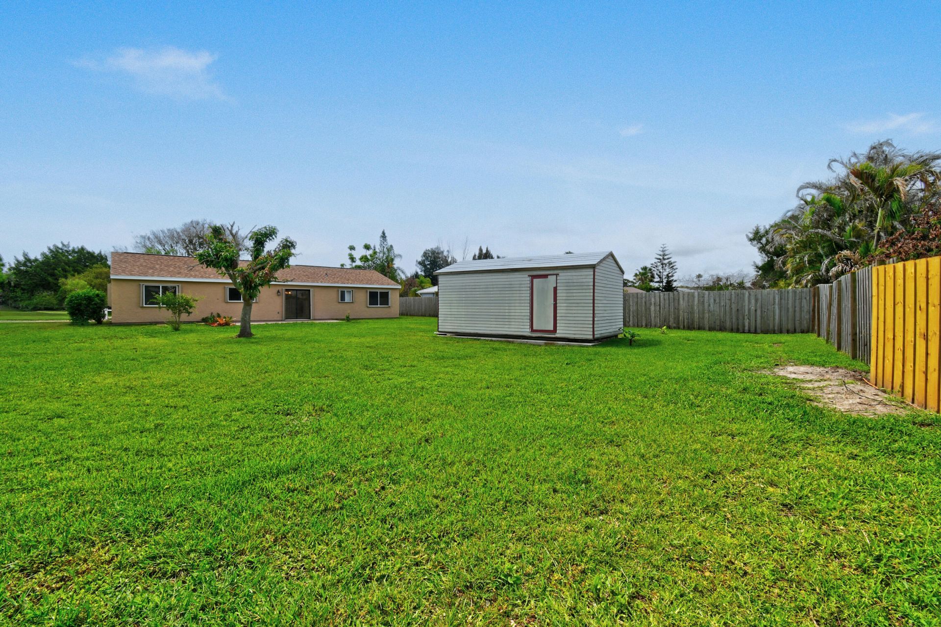 1502 SE Belcrest Street, Port Saint Lucie, FL 34952 Photo