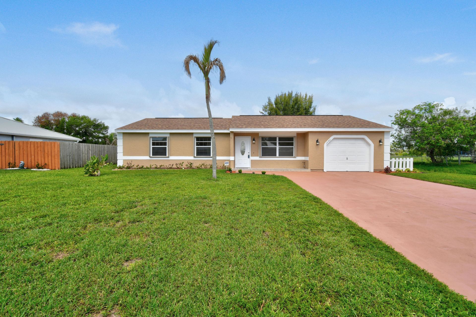 1502 SE Belcrest Street, Port Saint Lucie, FL 34952 Photo