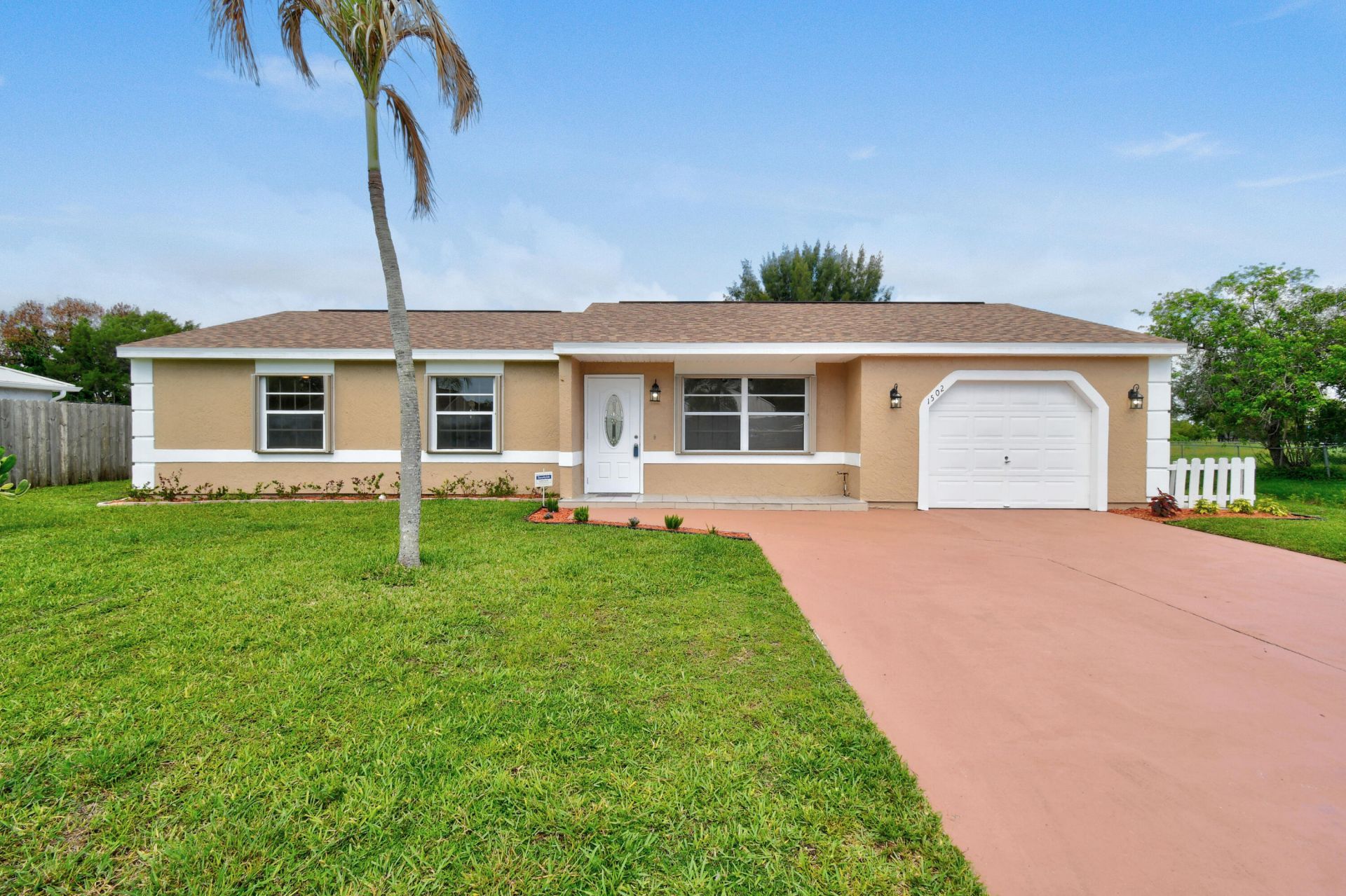 1502 SE Belcrest Street, Port Saint Lucie, FL 34952 Photo