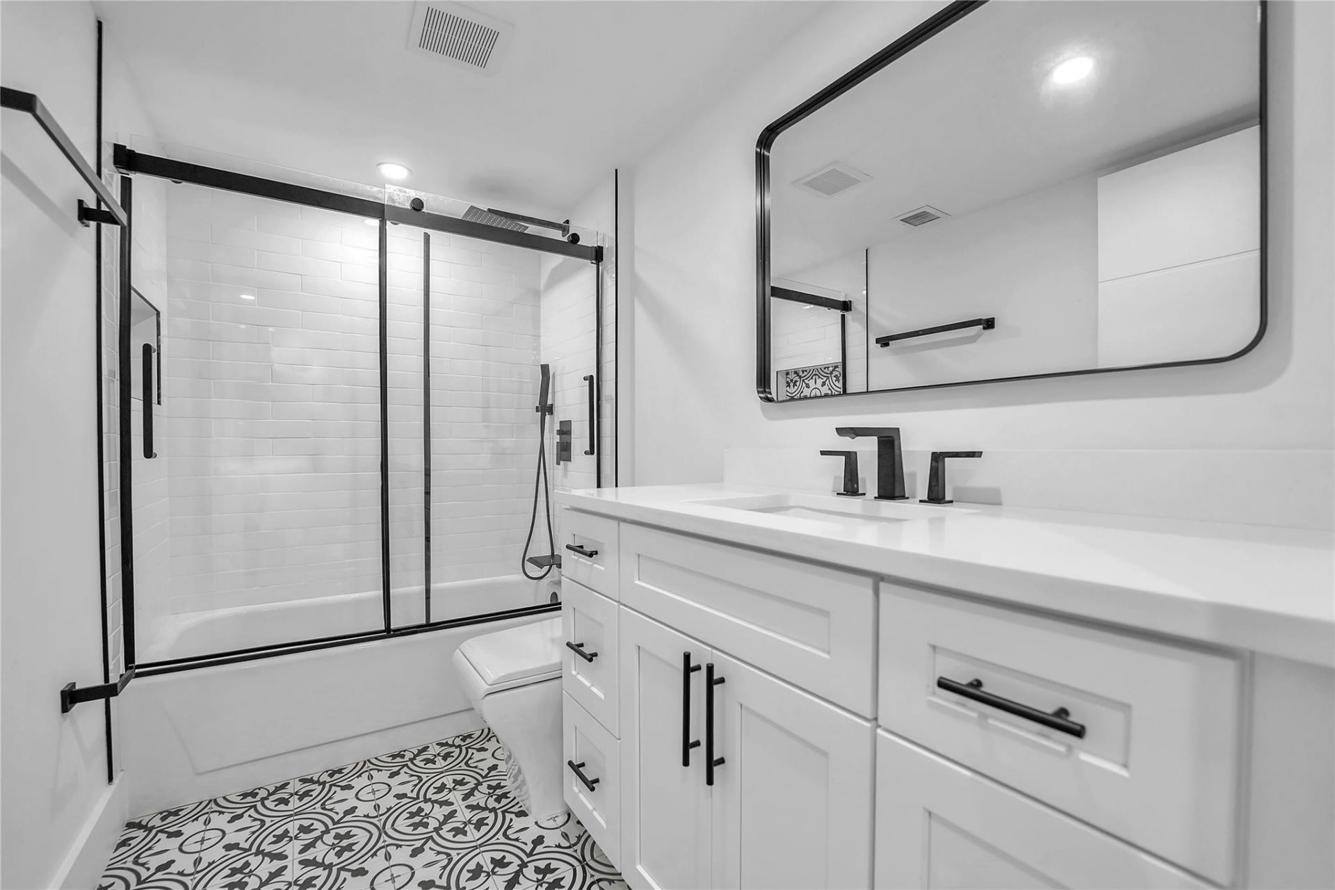 6037 Balboa Circle, Unit 401, Boca Raton, FL 33433 Photo