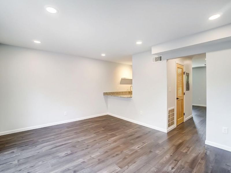5701 Montgomery Road, Cincinnati, OH 45212 Photo 15