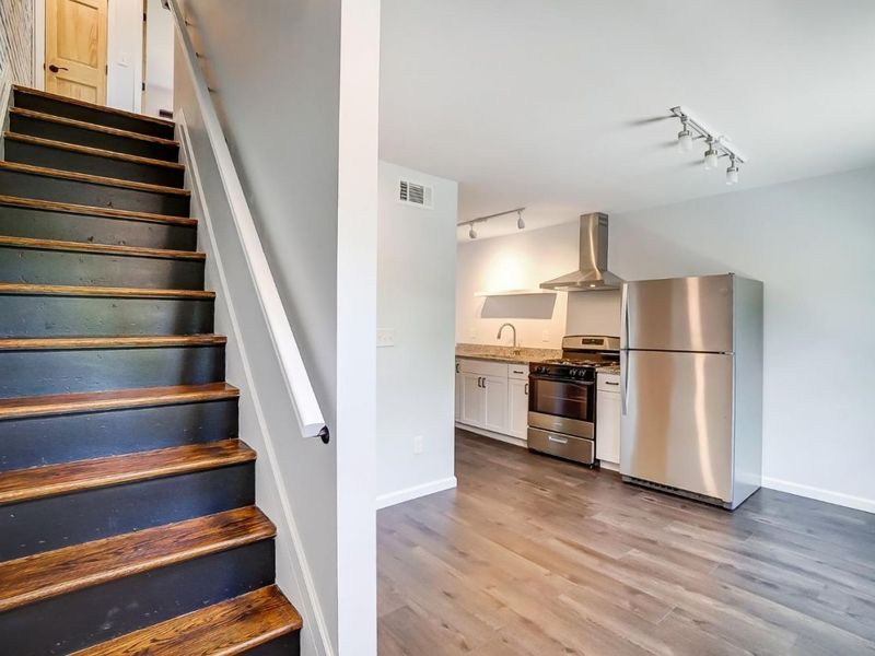 5701 Montgomery Road, Cincinnati, OH 45212 Photo 20