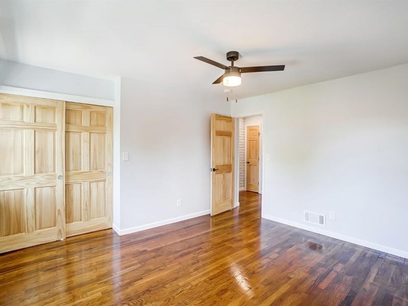 5701 Montgomery Road, Cincinnati, OH 45212 Photo 23