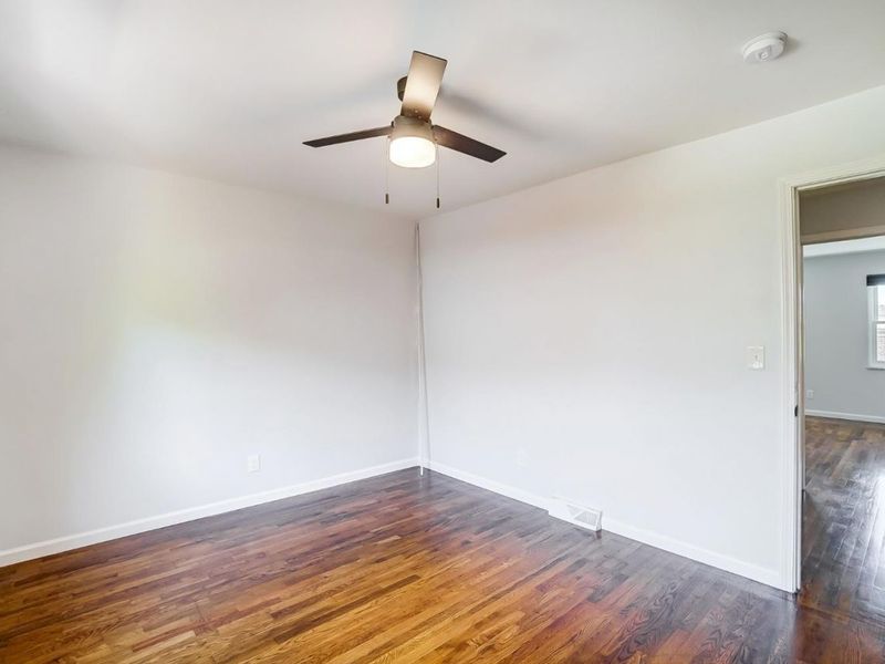 5701 Montgomery Road, Cincinnati, OH 45212 Photo 27