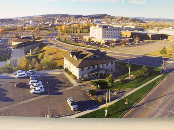 550 N 5TH ST, Rapid City, SD 57701