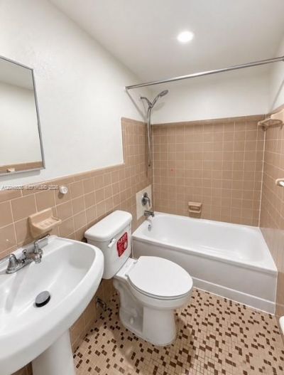 1400 S Douglas Rd, Unit 14, Coral Gables, FL 33134 Photo