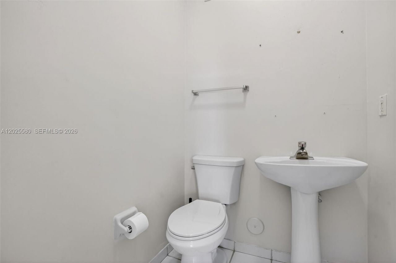 2209 SE 24th Pl , Unit 2209, Homestead, FL 33035 Photo