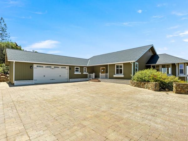 15438 Tarr Ditch Rd, Grass Valley, CA 95949