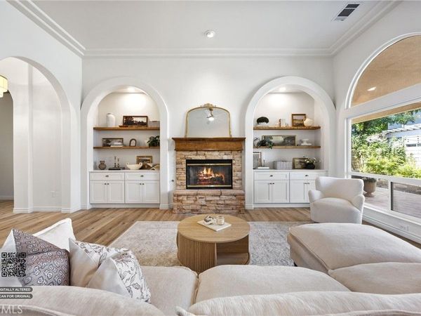 11212 Moorgate Street, Bakersfield, CA 93311