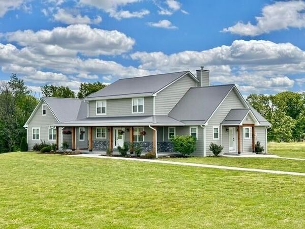 26096 E E Highway , Milo, MO 64767