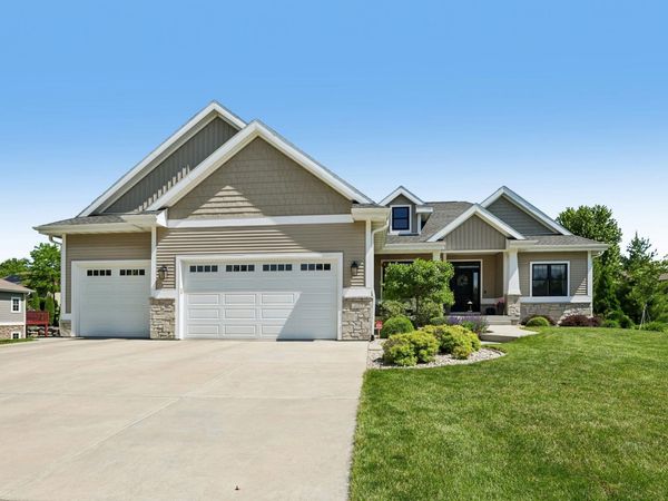 2113 Peaceful Valley Parkway, Waunakee, WI 53597