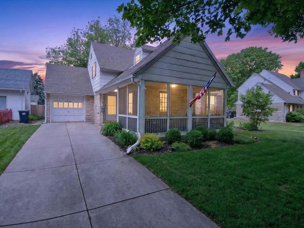 14 E Rockwell Street, Elkhorn, WI 53121