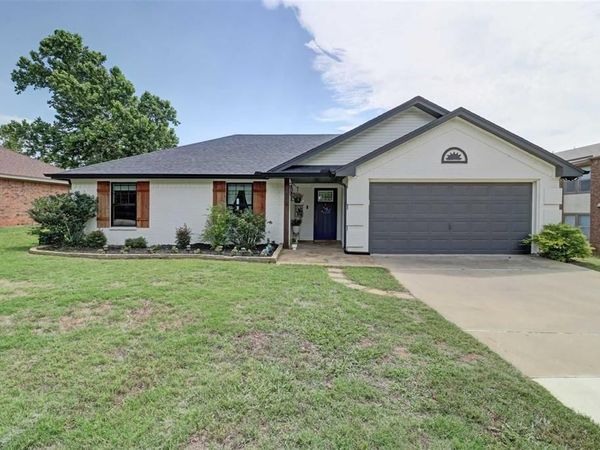 550 N Main Street, Joshua, TX 76058