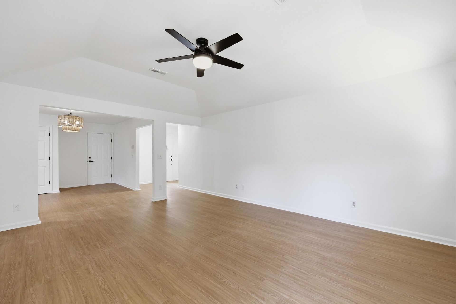 2292 Ballston Court Photo 10