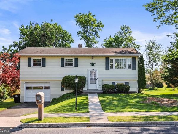 124 PARK HEIGHTS BOULEVARD , HANOVER, PA 17331
