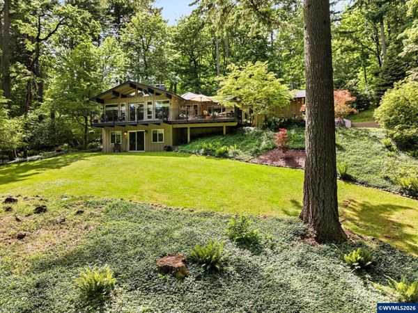 895 NW Carpathian Dr, Corvallis, OR 97330