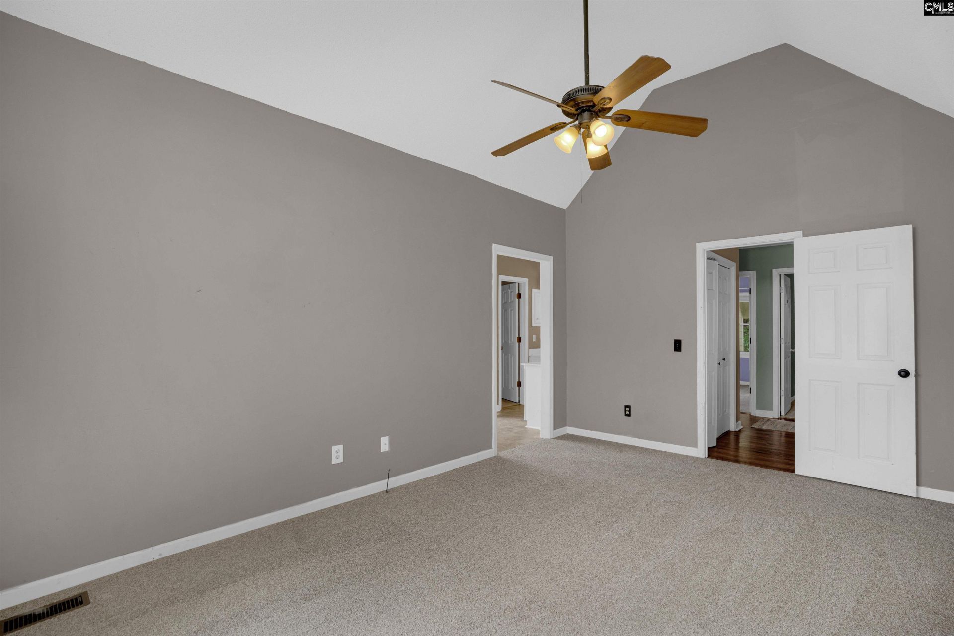 2 Woodshaw Court  Photo 15