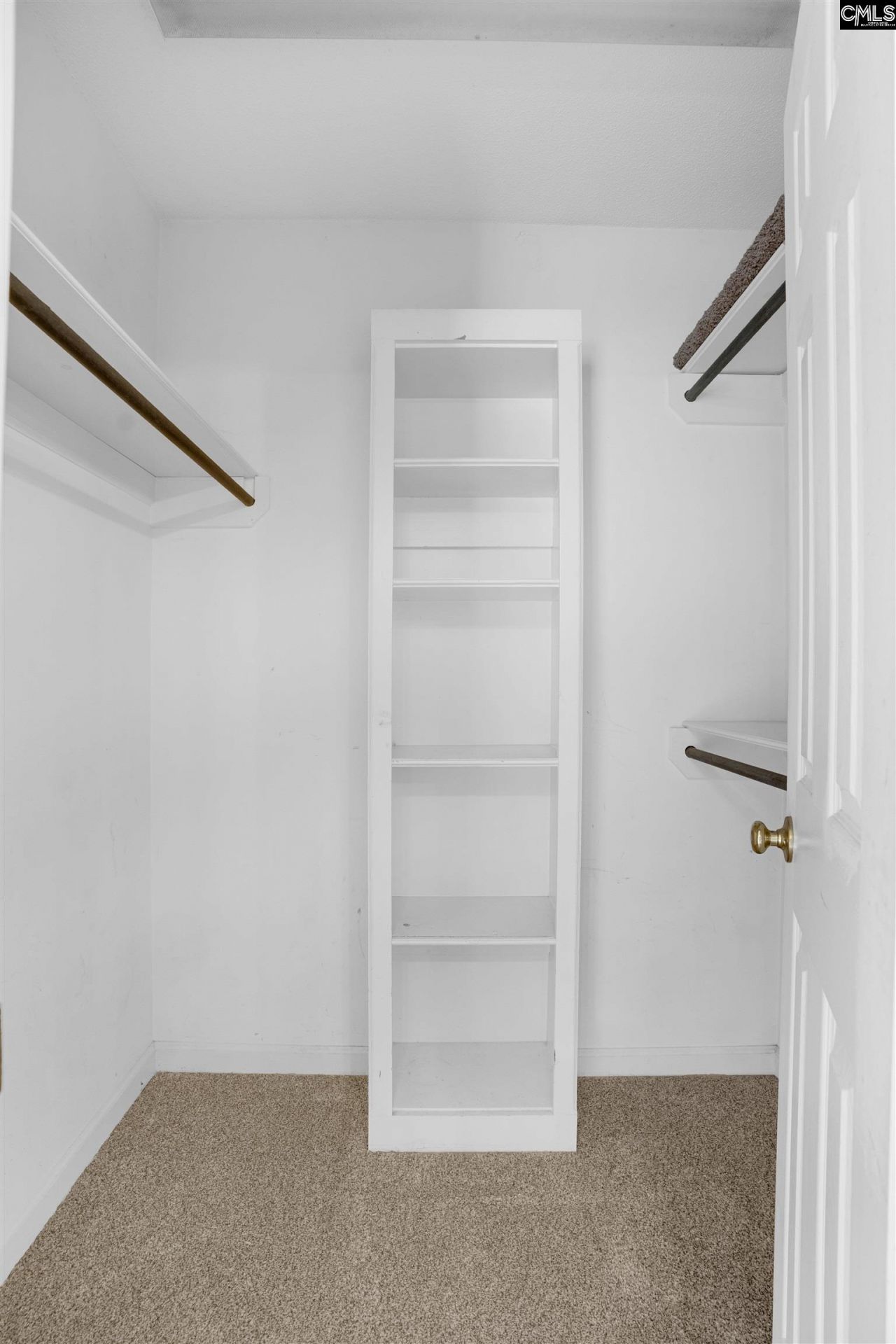 2 Woodshaw Court  Photo 19