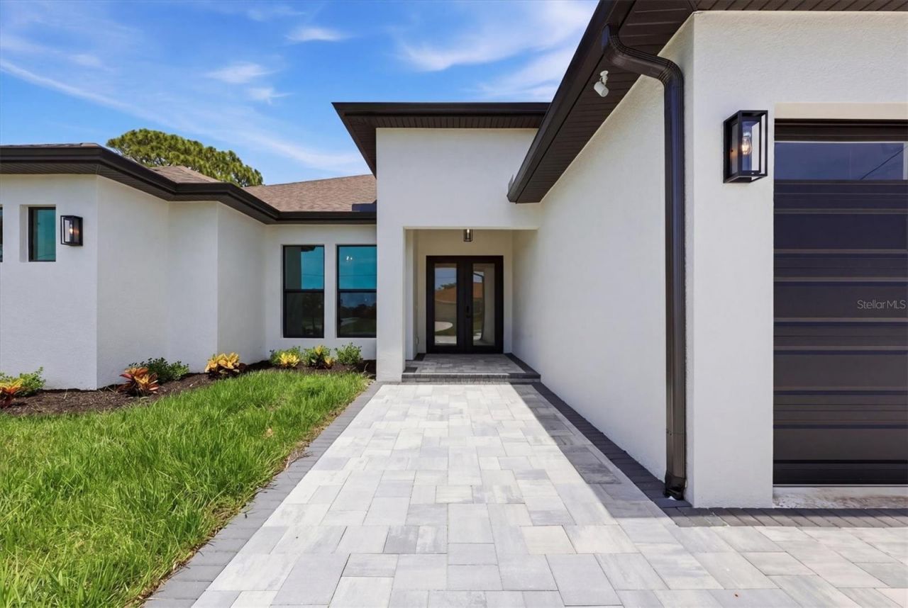 166 Medalist Road, Rotonda West, FL 33947 Photo