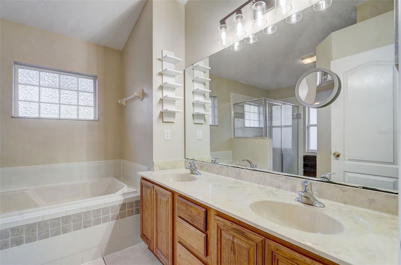 129 Compass Rose Dr Brook , Groveland, FL 34736 Photo