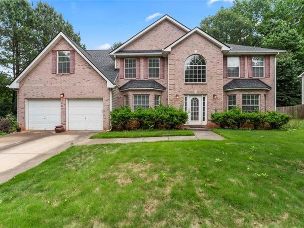 4042 Smithfield Trail , Ellenwood, GA 30294