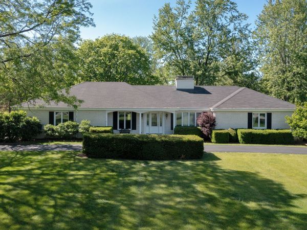 1812 Prestwick Drive , Inverness, IL 60067