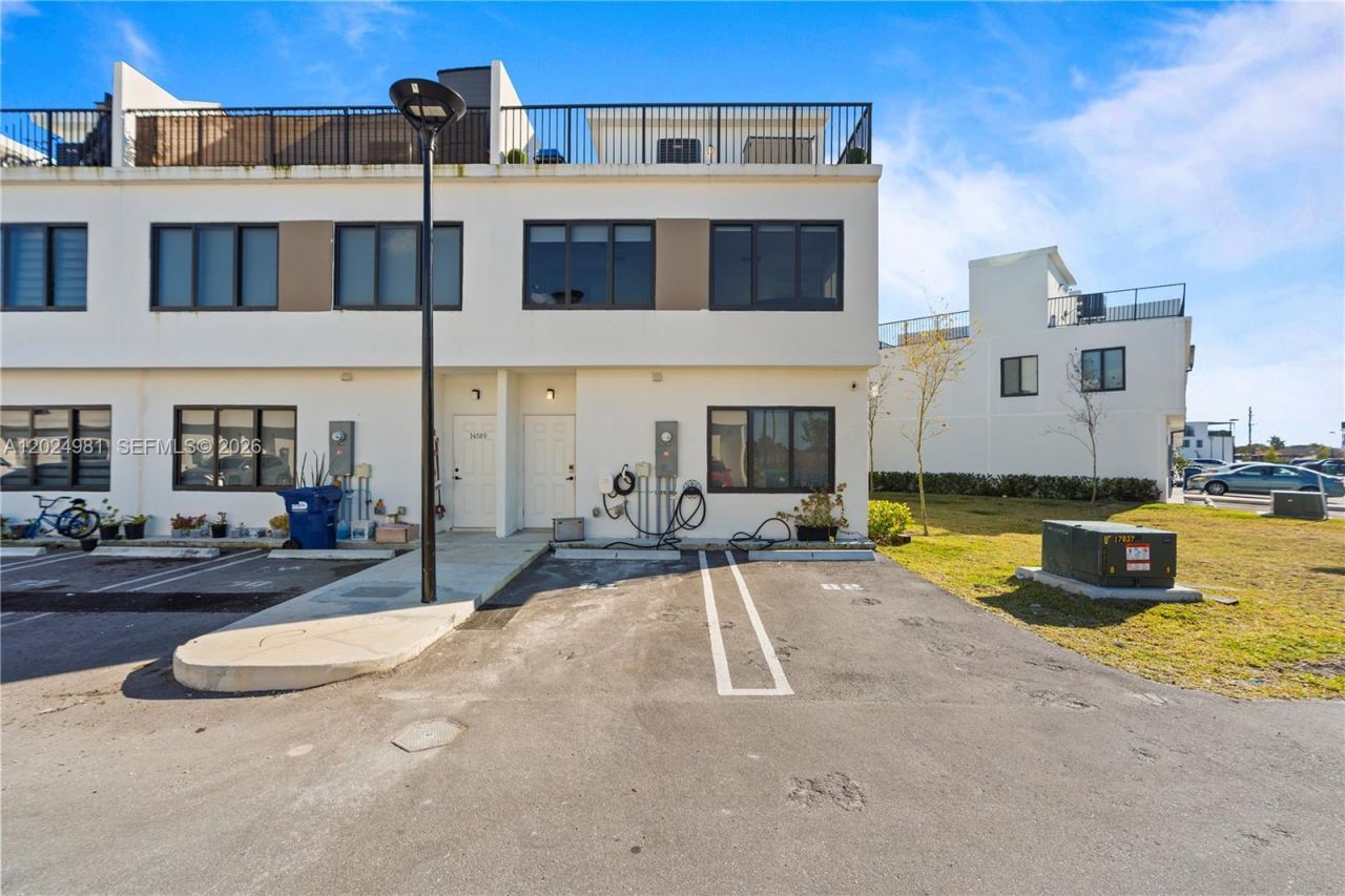 14595 SW 261st St , Unit 14595, Homestead, FL 33032 Photo