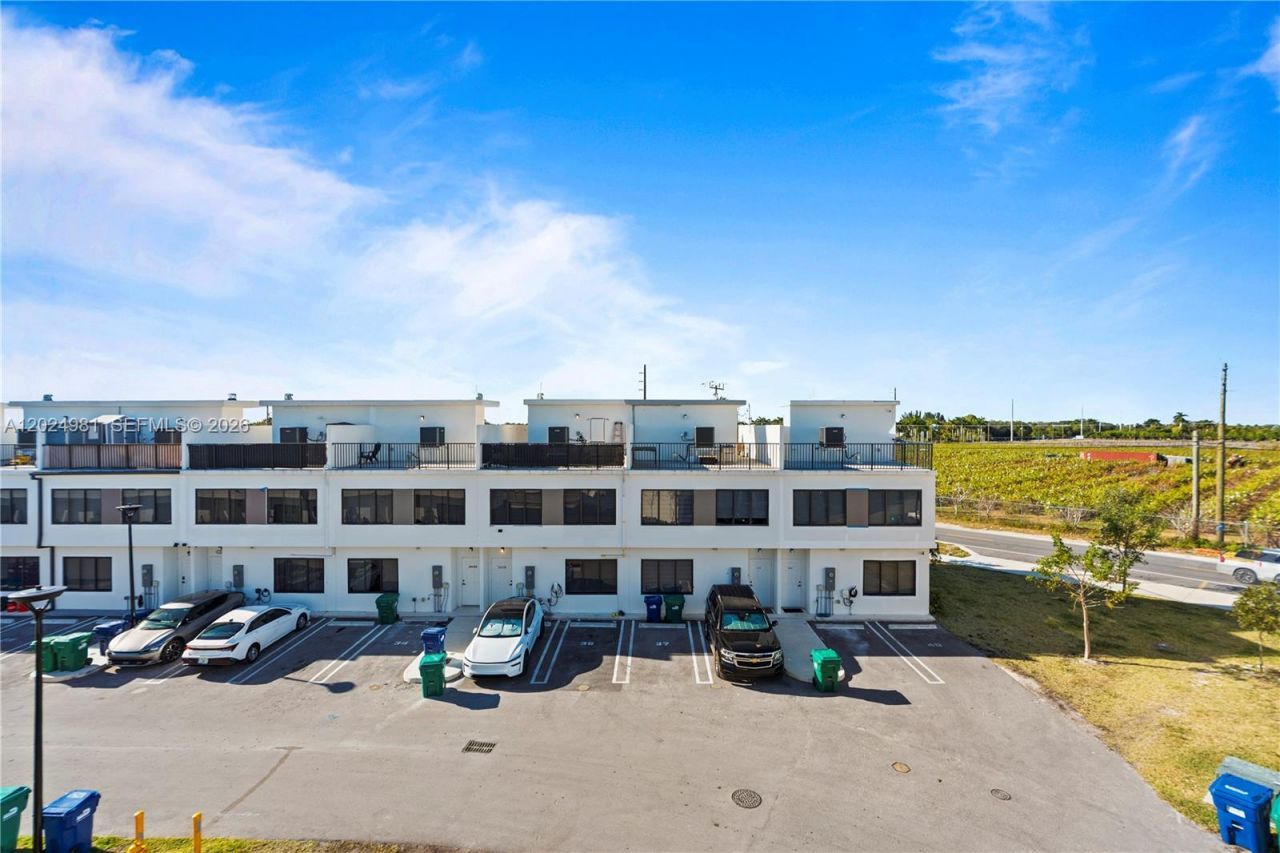 14595 SW 261st St , Unit 14595, Homestead, FL 33032 Photo