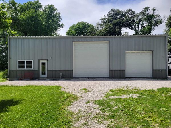 739 NW 16th Street, Washington, IN 47501