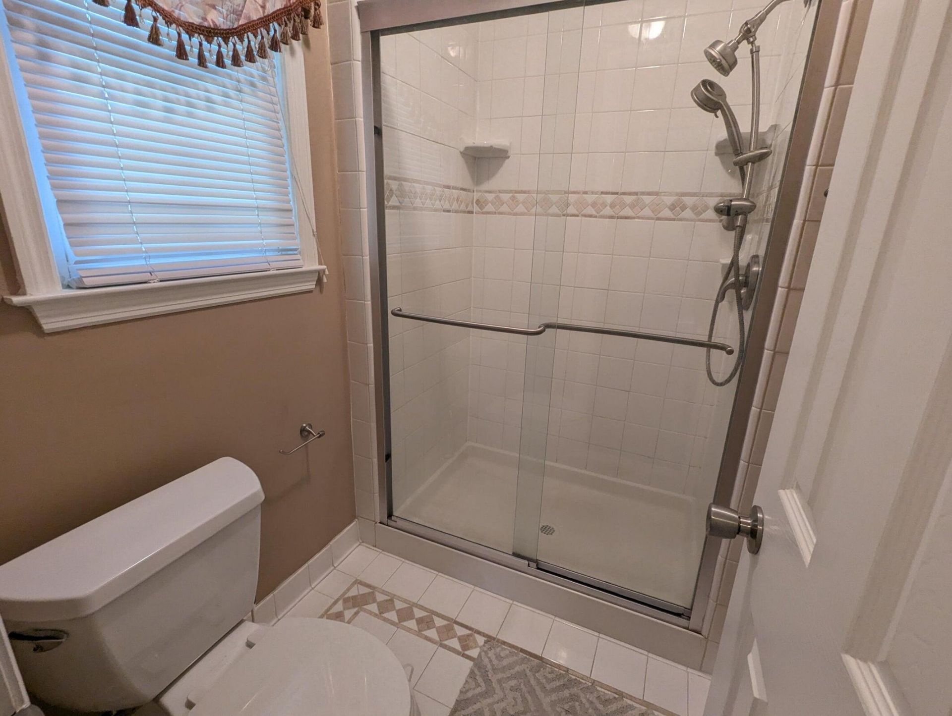 4356 Cheviot Drive Photo 12