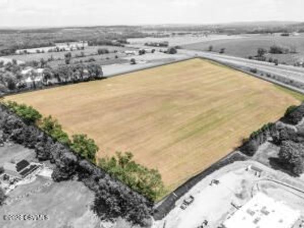 WOLFE Road , Milton, PA 17847
