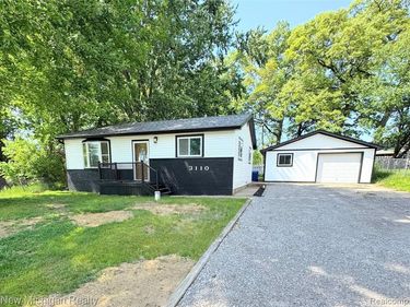 3110 McGinnis Drive, Fenton Twp, MI 48430