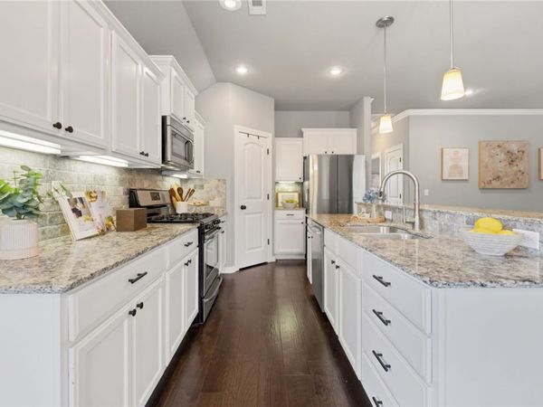 2864 W Featherock Way, Fayetteville, AR 72704